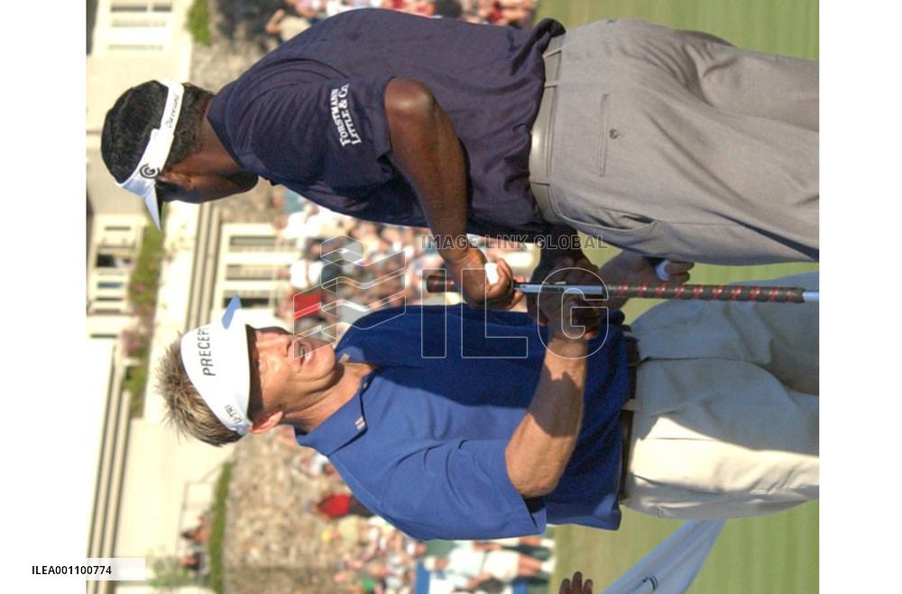 (2)Appleby wins Mercedes Championship