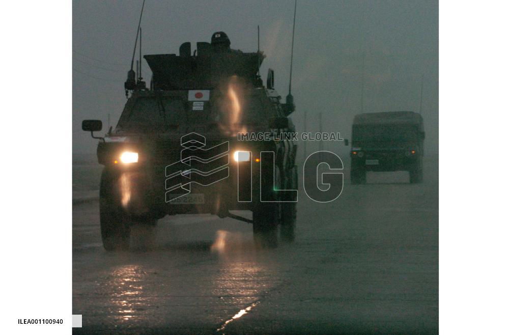 (1)Japanese troops in Iraq