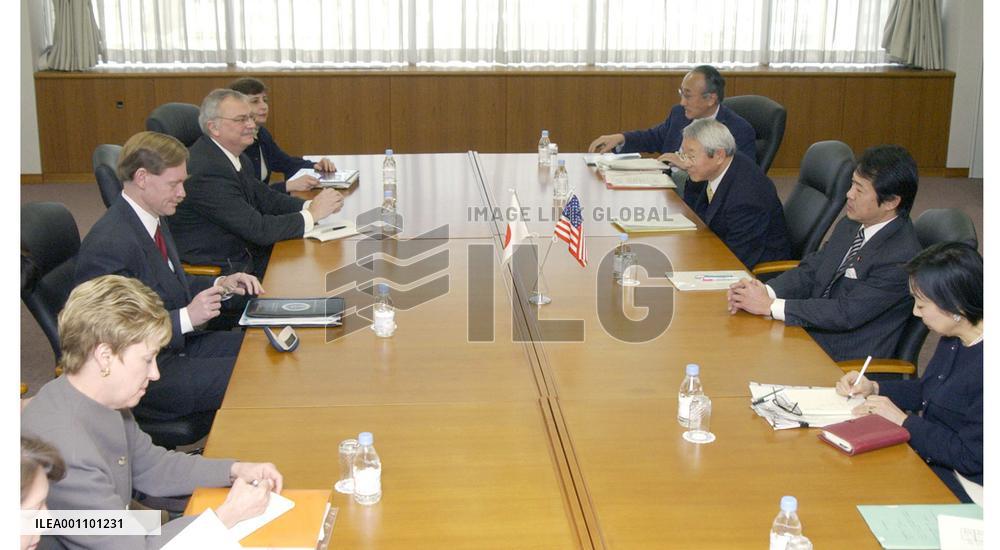 (2)Zoellick meets Nakagawa