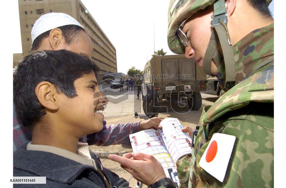 (2)Scenes in southern Iraqi city of Samawah