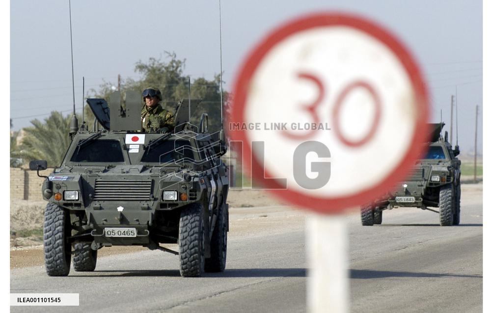 (1)Japanese troops in Samawah