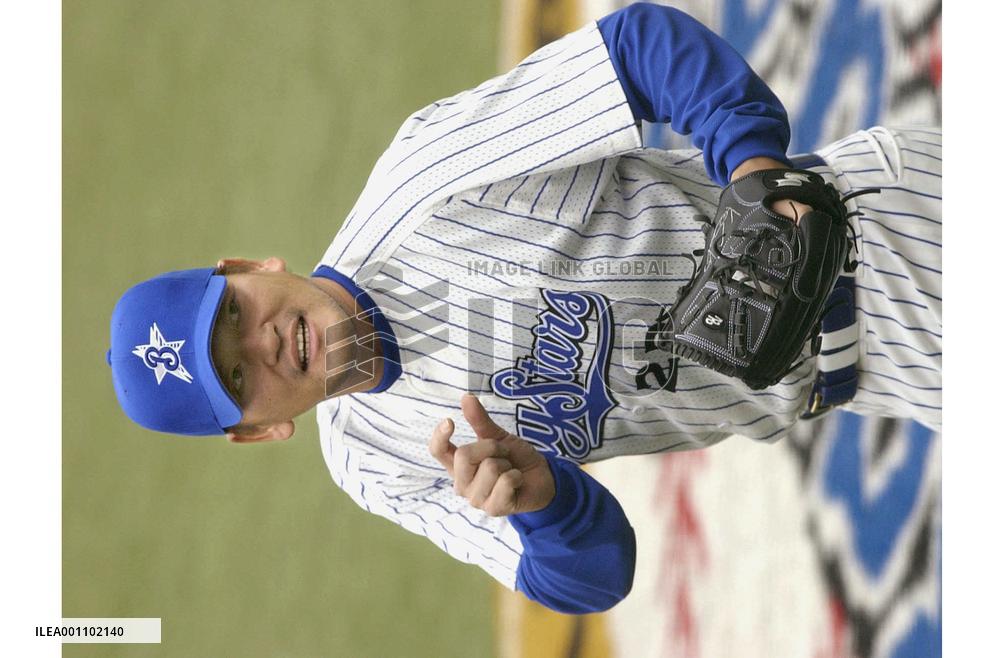 Sasaki makes comeback at Yokohama Stadium mound