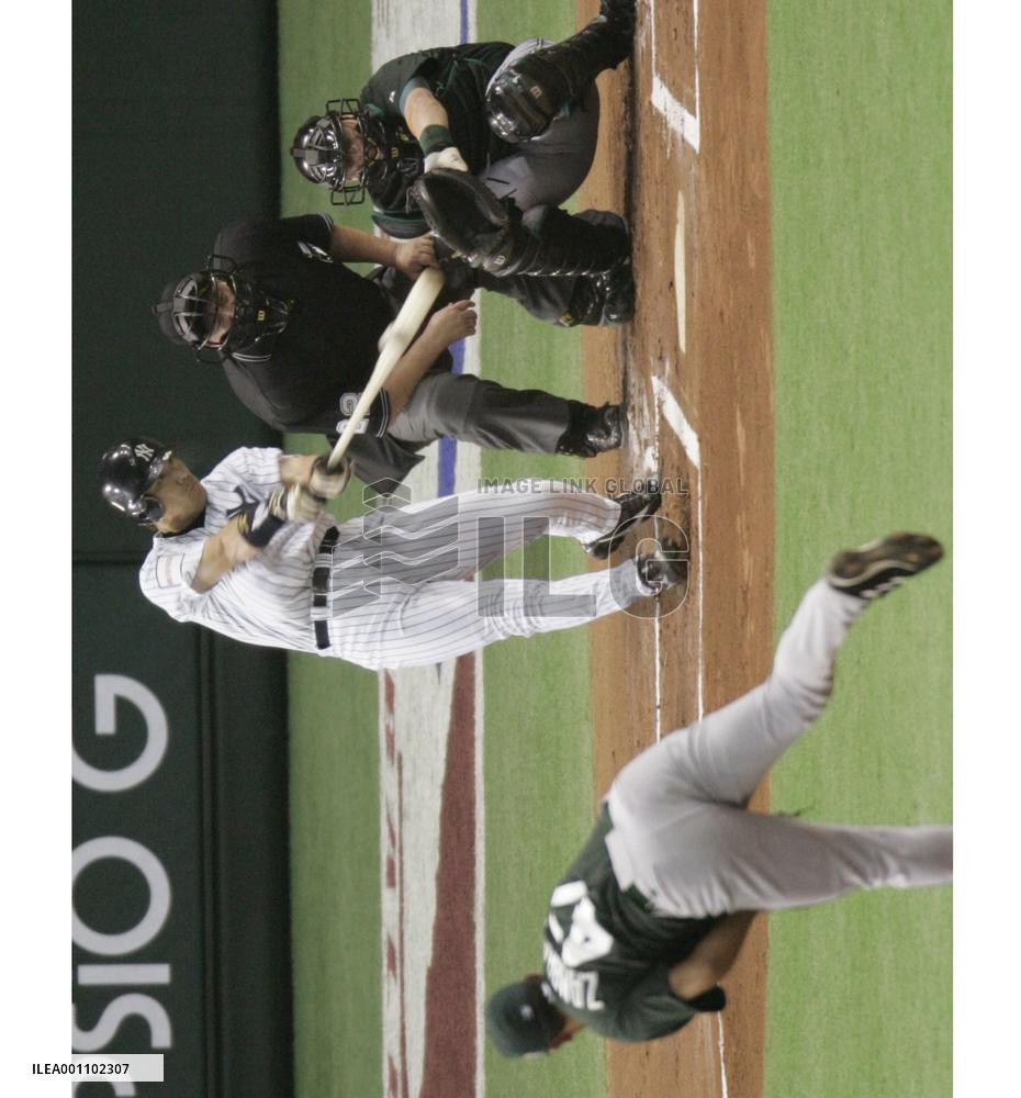 (3)Yankees vs Devil Rays in MLB opener in Tokyo