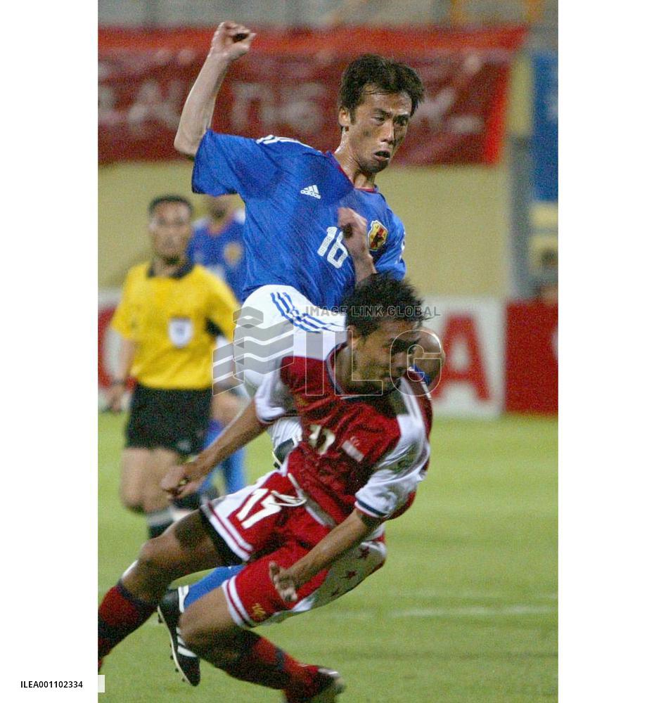 (1)Japan beat Singapore in World Cup qualifier