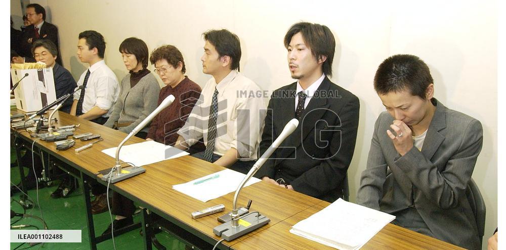 (1)Hostages' families express joy, worry over possible release