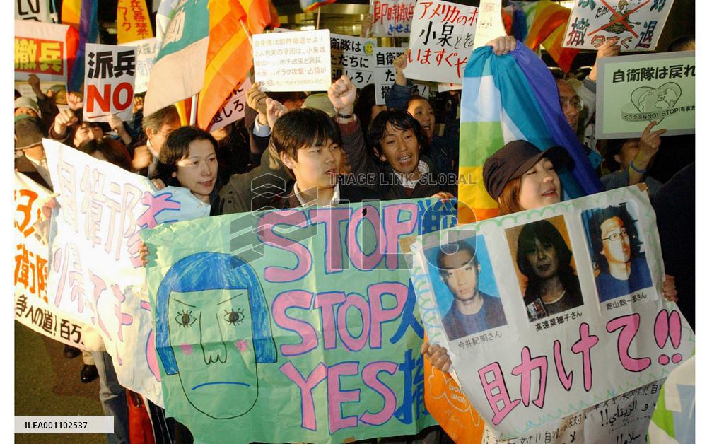 People march to call for release of hostages