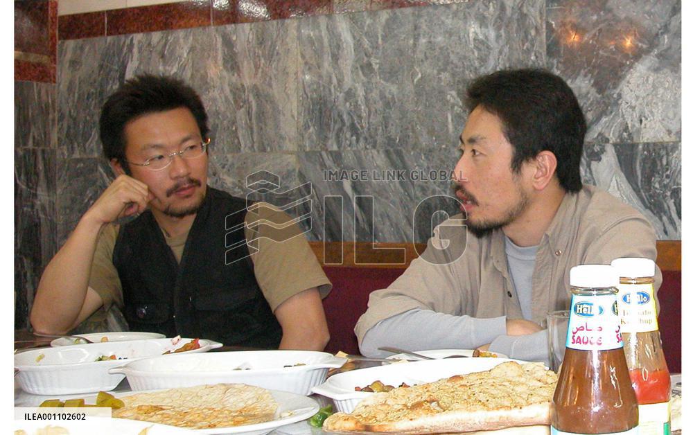 (1)2 Japanese released at Baghdad mosque