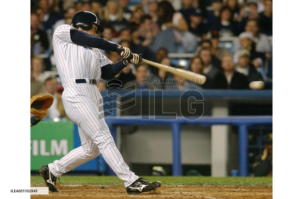 Yankees' Matsui goes 2-for-4 against Athletics