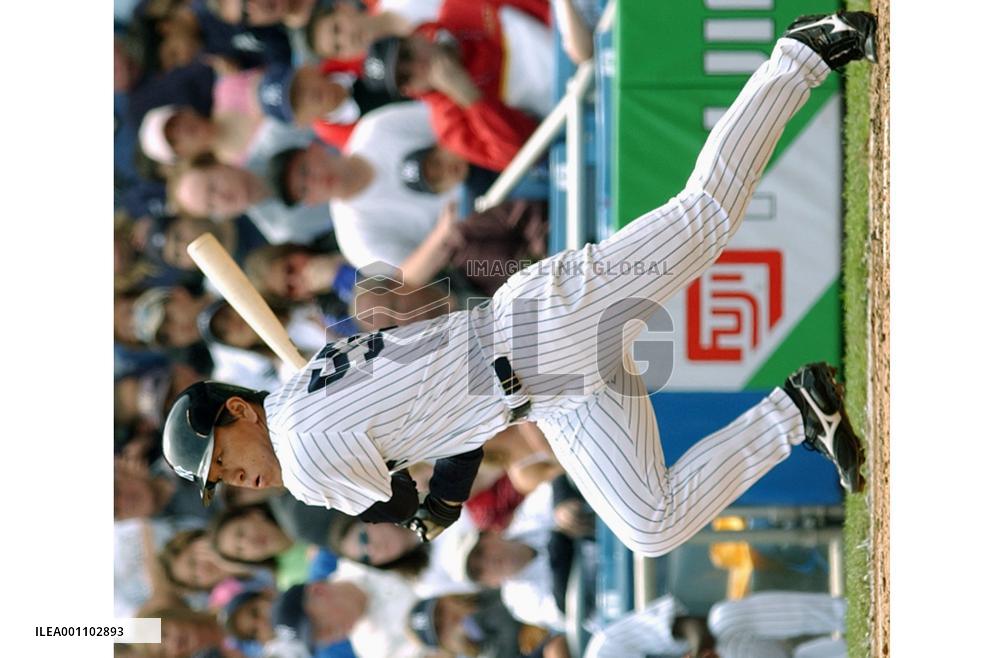 Yankees' Matsui goes 2-for-3 with an RBI against Royals