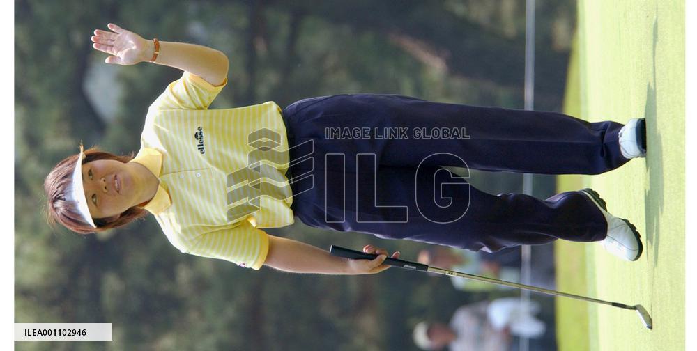 Fudo scorches with 65 to keep lead at Nichirei Ladies