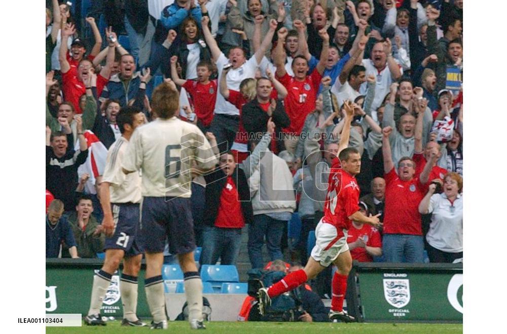 (9)Ono strike earns Japan draw with England