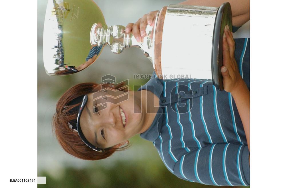 Mogi wins Resort Trust Ladies