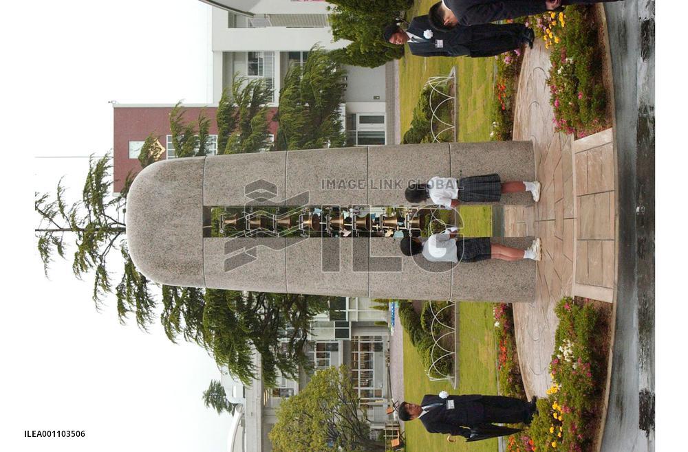 Victims of stabbing incident remembered in Osaka