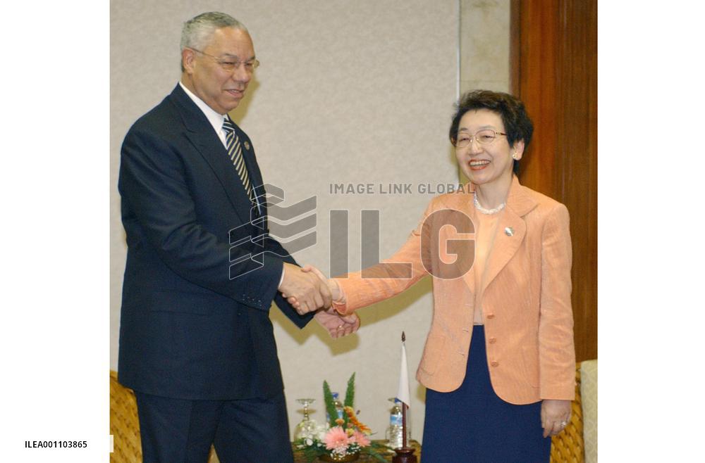 (1)Kawaguchi holds talks with Powell