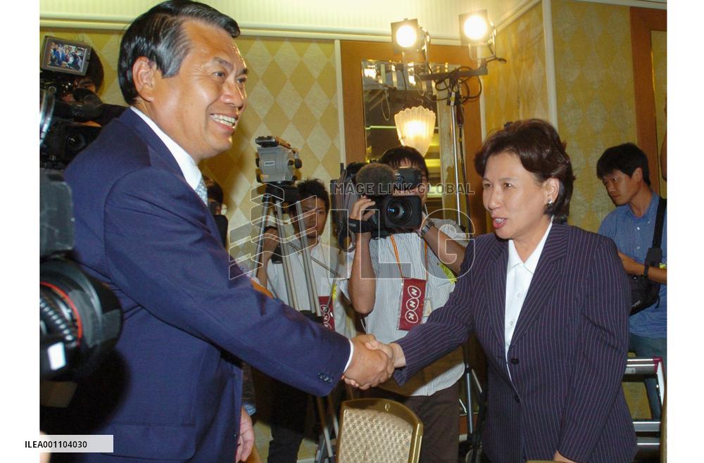 LDP's Tanaka set to retain upper house seat