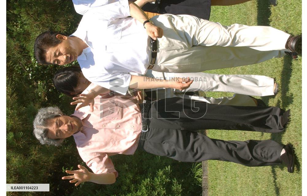 (1)Koizumi in South Korea