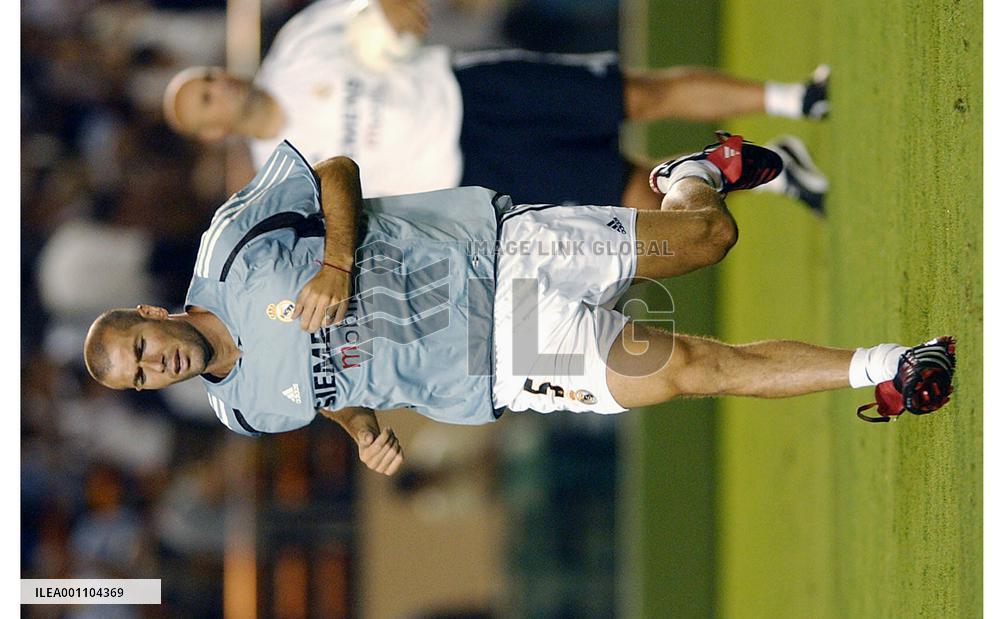 (9)Real Madrid vs JEF United Ichihara in Tokyo