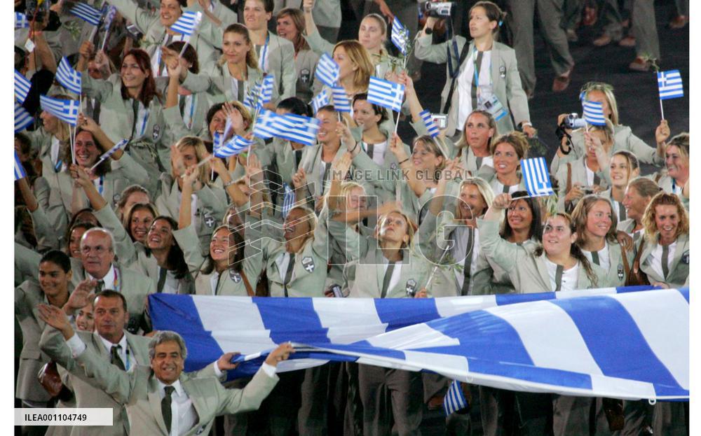(7)Biggest Olympic Games open in Athens amid tight security