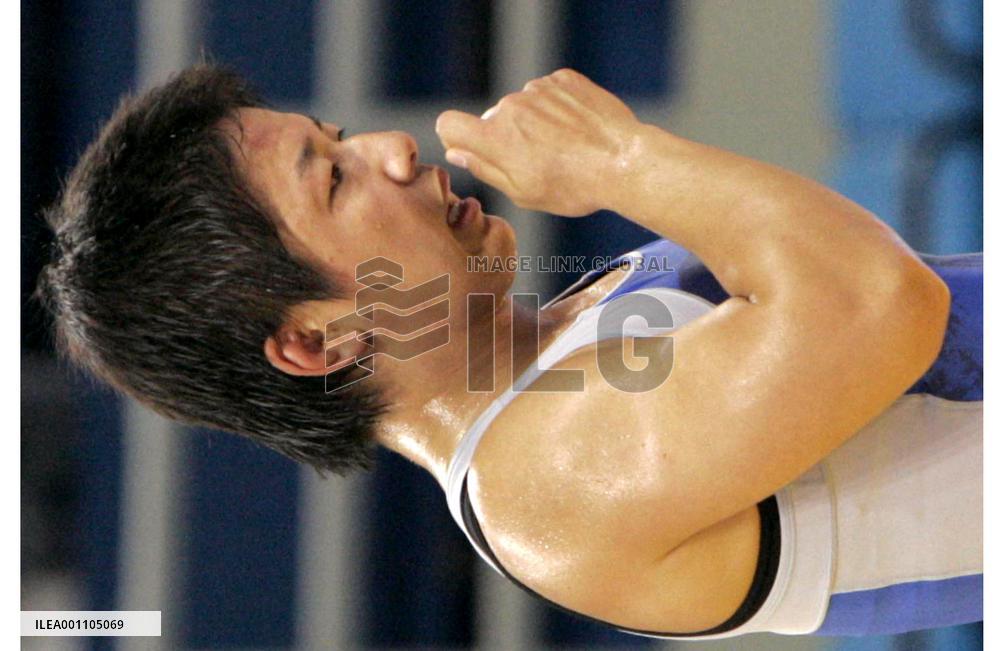 (4)Japanese into finals, Hamaguchi falls in wrestling