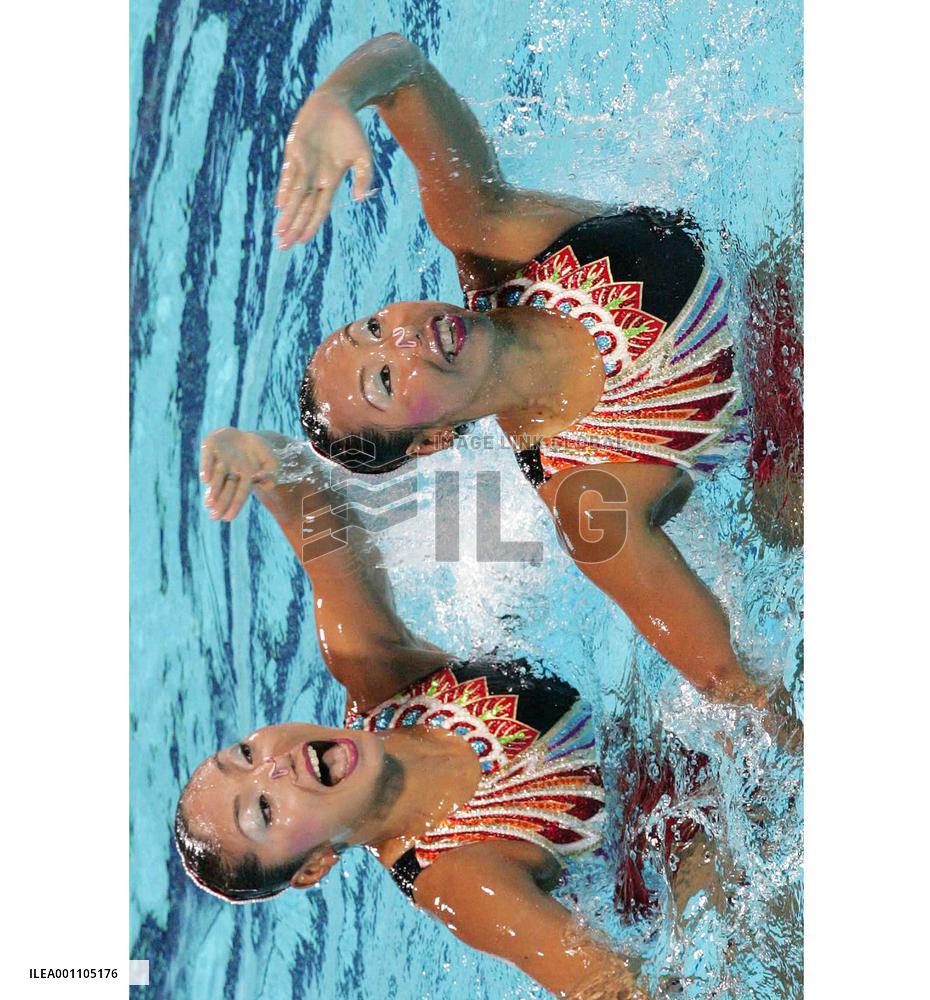 (3)Japan wins silver in Olympic synchronized duet