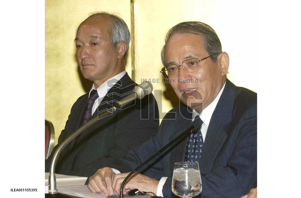 Shinsei Bank buys into UFJ's consumer finance unit Aplus