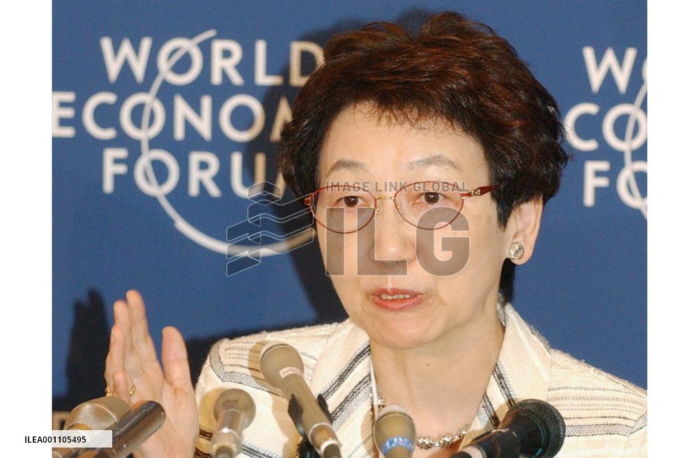 Kawaguchi hopes for holding of 6-way talks in Sept.