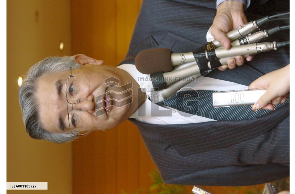 (3)Daiei agrees to use IRCJ for rehabilitation