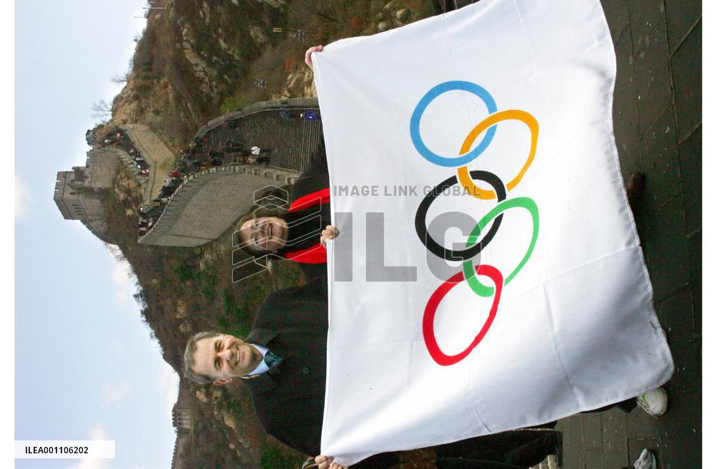 (2)Rogge upbeat halfway through preparations for Beijing Olympics
