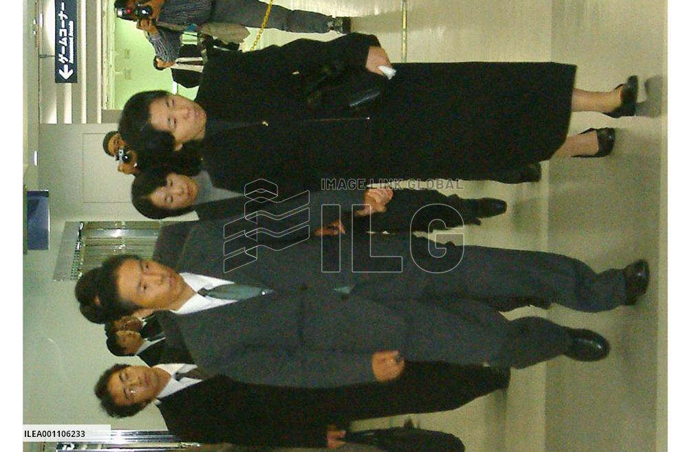 Slain hostage Koda's body arrives in Fukuoka