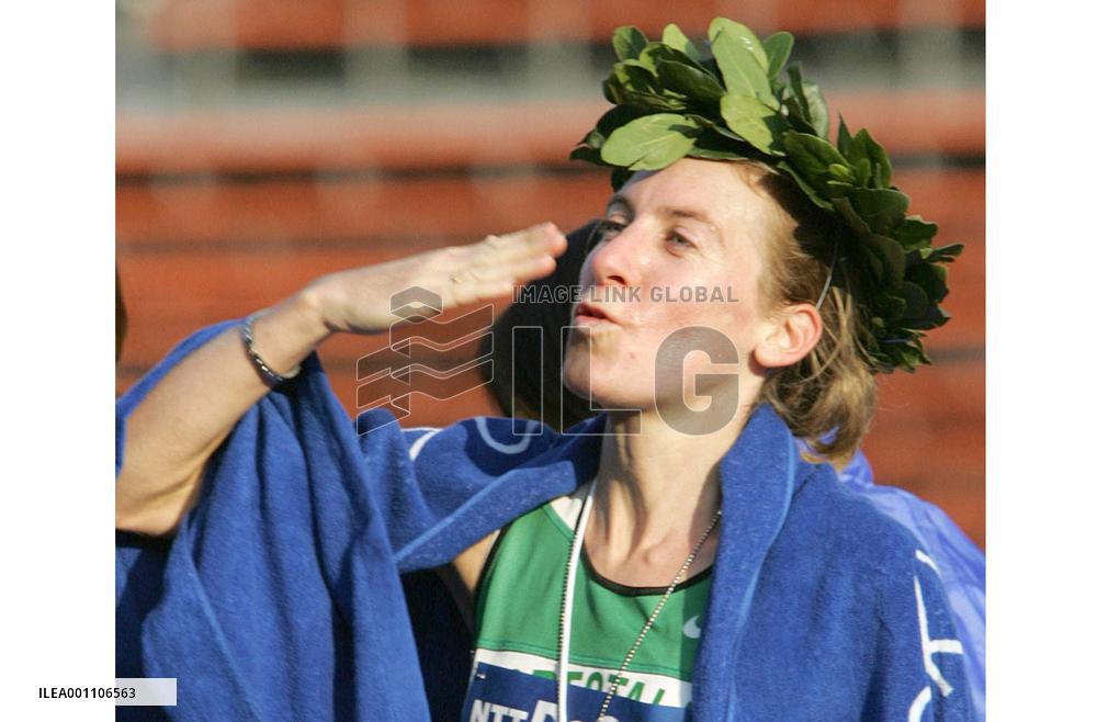 (2)Italy's Genovese wins Tokyo Marathon