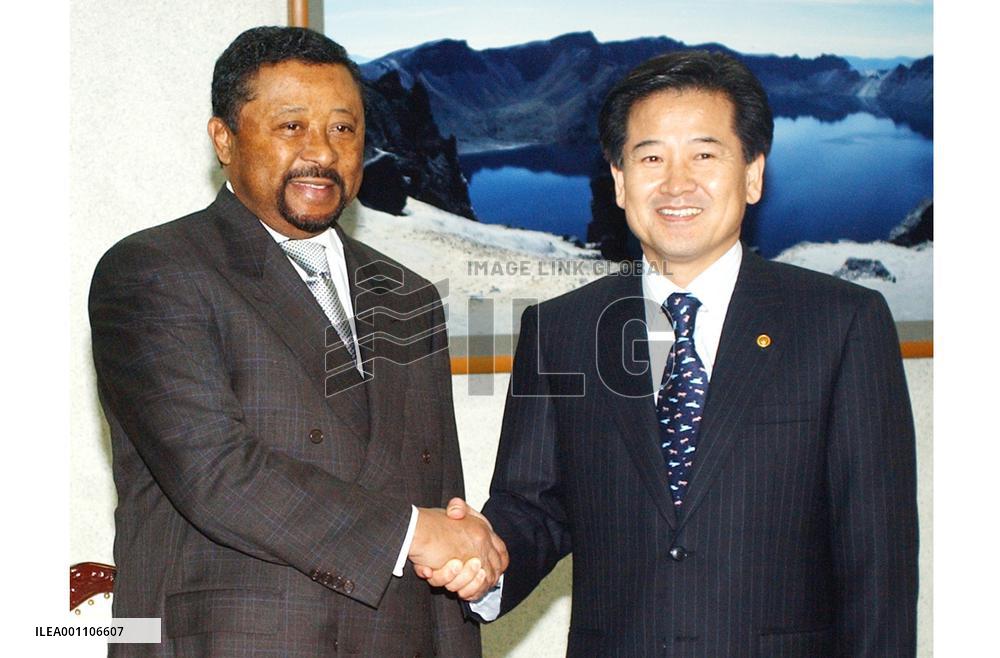 N. Korea 'very positive' about 6-party talks: U.N. figure