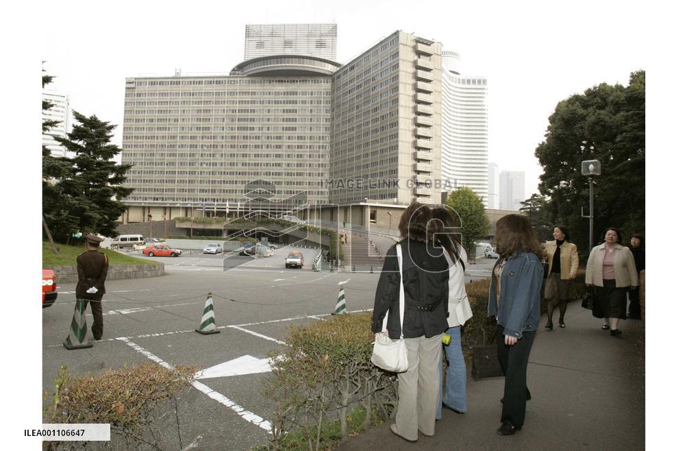 (2)10 fans of S. Korean actor hurt in incident at Tokyo hotel
