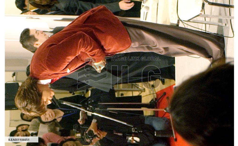 (1)10 fans of S. Korean actor hurt in incident at Tokyo hotel