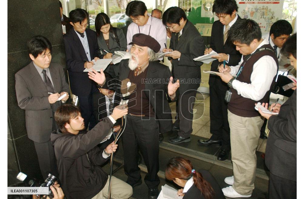 Court rejects damages claim over Koizumi's Yasukuni visits