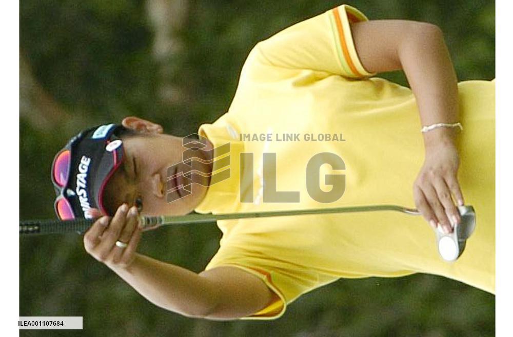 (3)Miyazato holds on to lead midway through ANZ Ladies