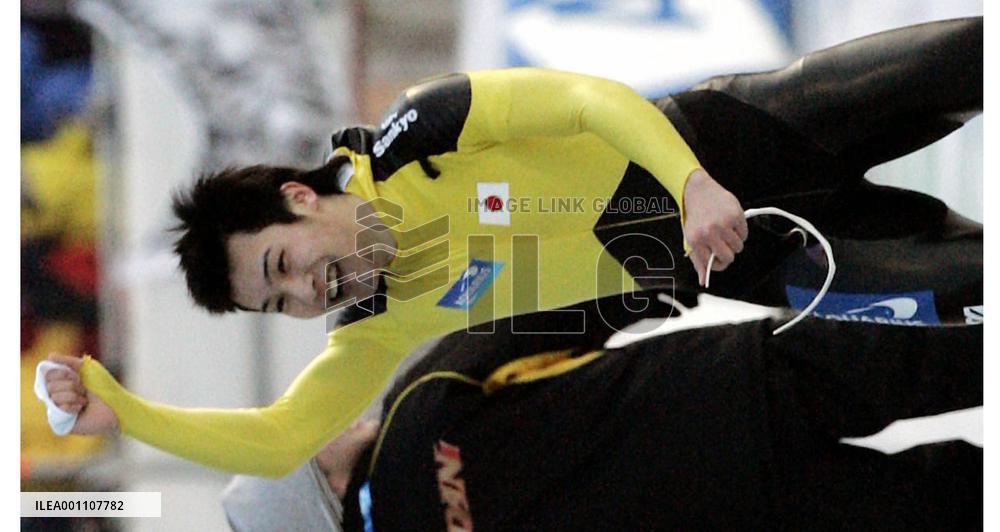 Kato wins men's 500-m speed skating championships