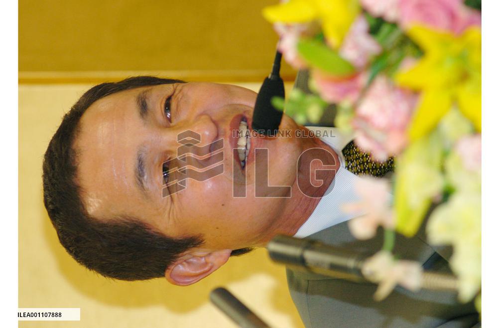 (1)Veteran jockey Okabe calls it a day