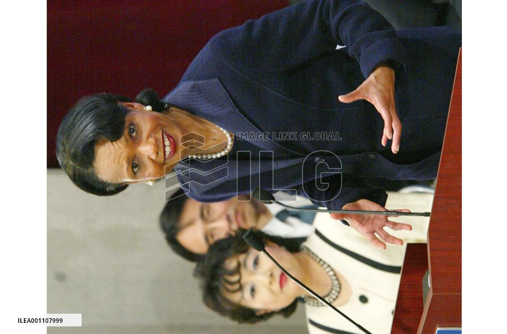 (1)U.S. wants N. Korea back at talks, China to embrace democracy