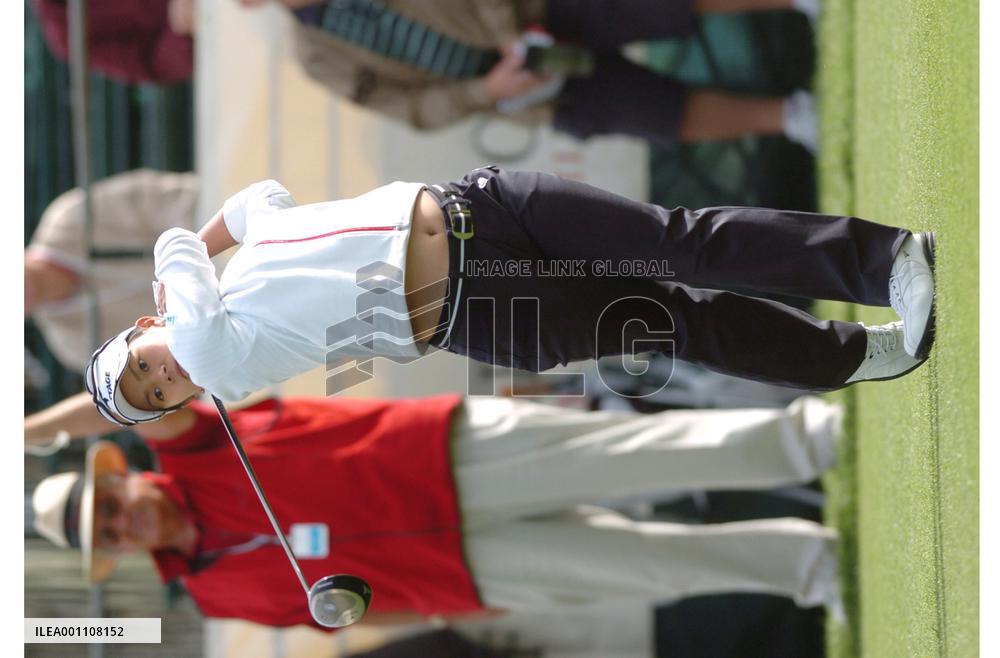 (1)Miyazato off to slow start at Kraft Nabisco c'ship