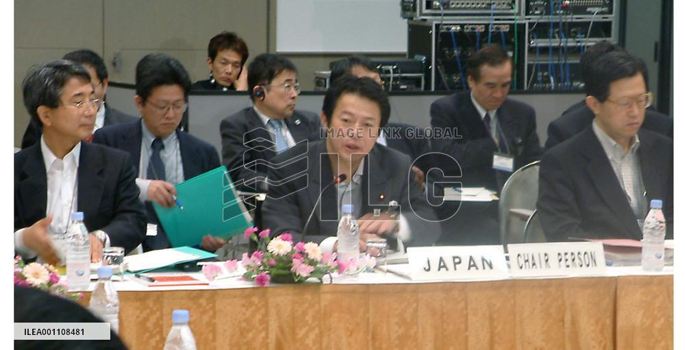 Asian ministers discuss nonfarm trade in informal WTO session