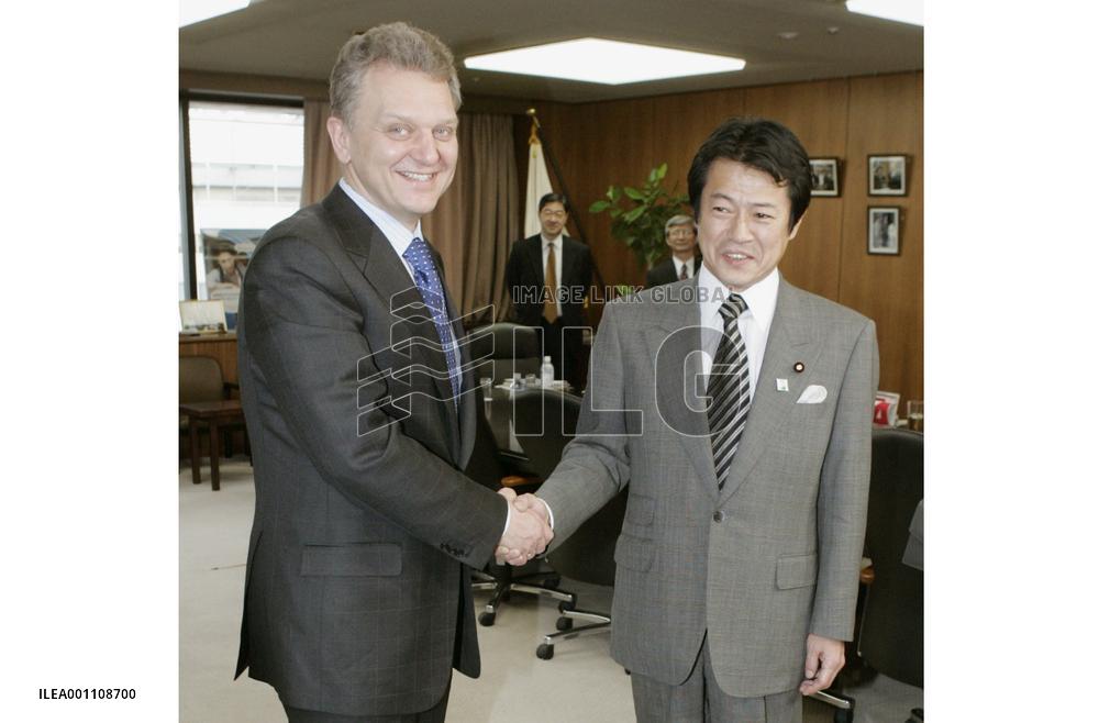 Japan, Russia hold ministerial talks on pipeline