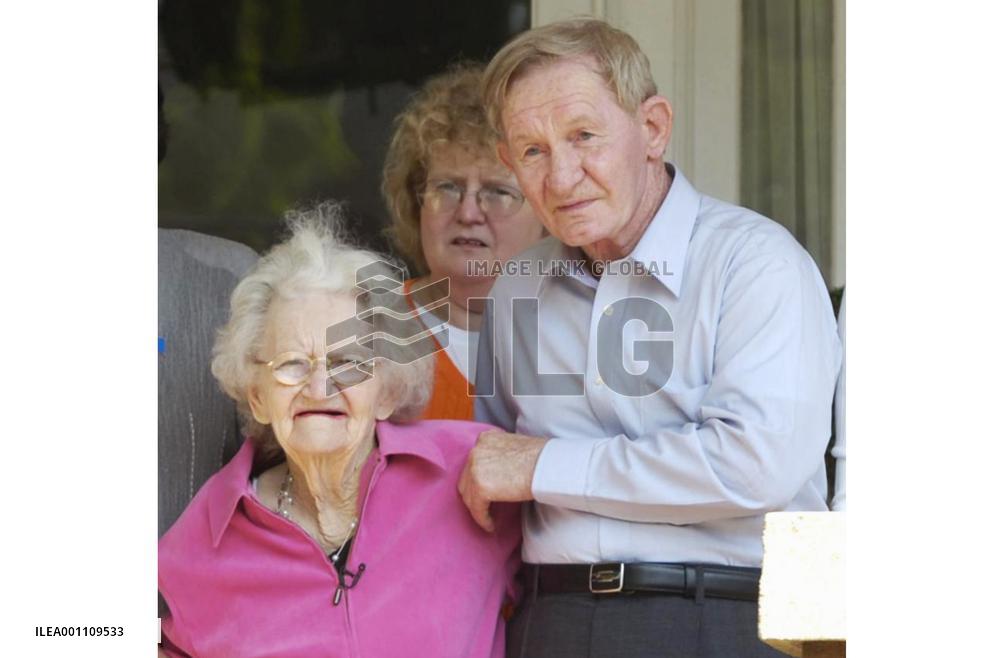 (1)Jenkins happy to be home after 40-year absence