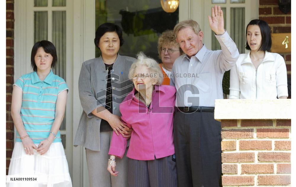 (3)Jenkins happy to be home after 40-year absence