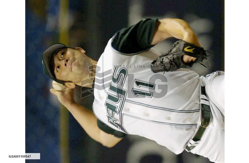 (3)Nomo posts 200th career win