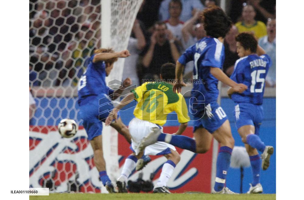 (7)Japan bow out of Confeds after holding Brazil