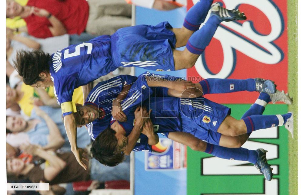 (3)Japan bow out of Confeds after holding Brazil