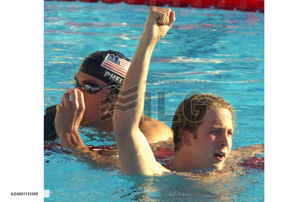 Crocker sets world record in men's 100m butterfly