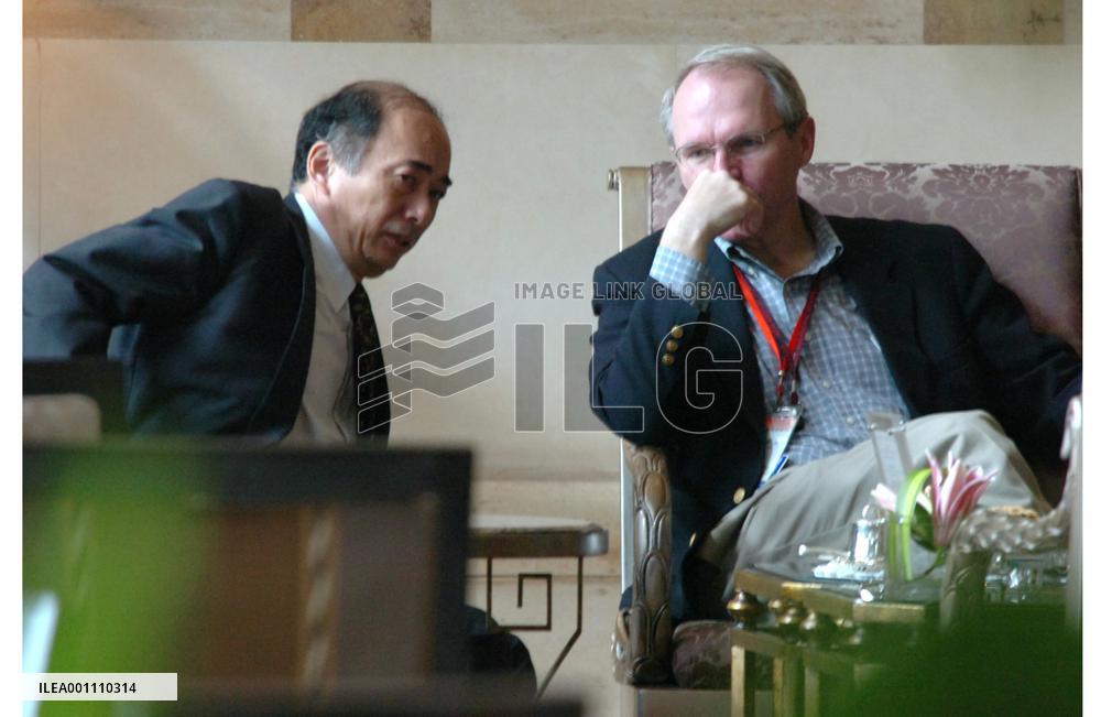 Delegates enter 6th day of 6-nation talks