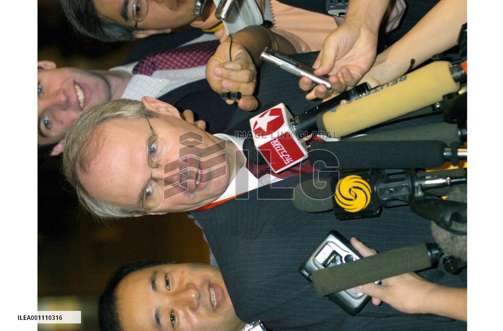 Delegates to discuss wording of nuke document