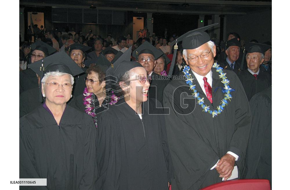 Japanese-American WWII internees receive high school diplomas